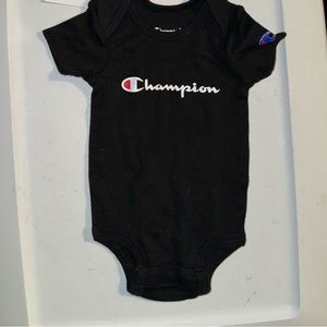 Champion infant 0-6M set